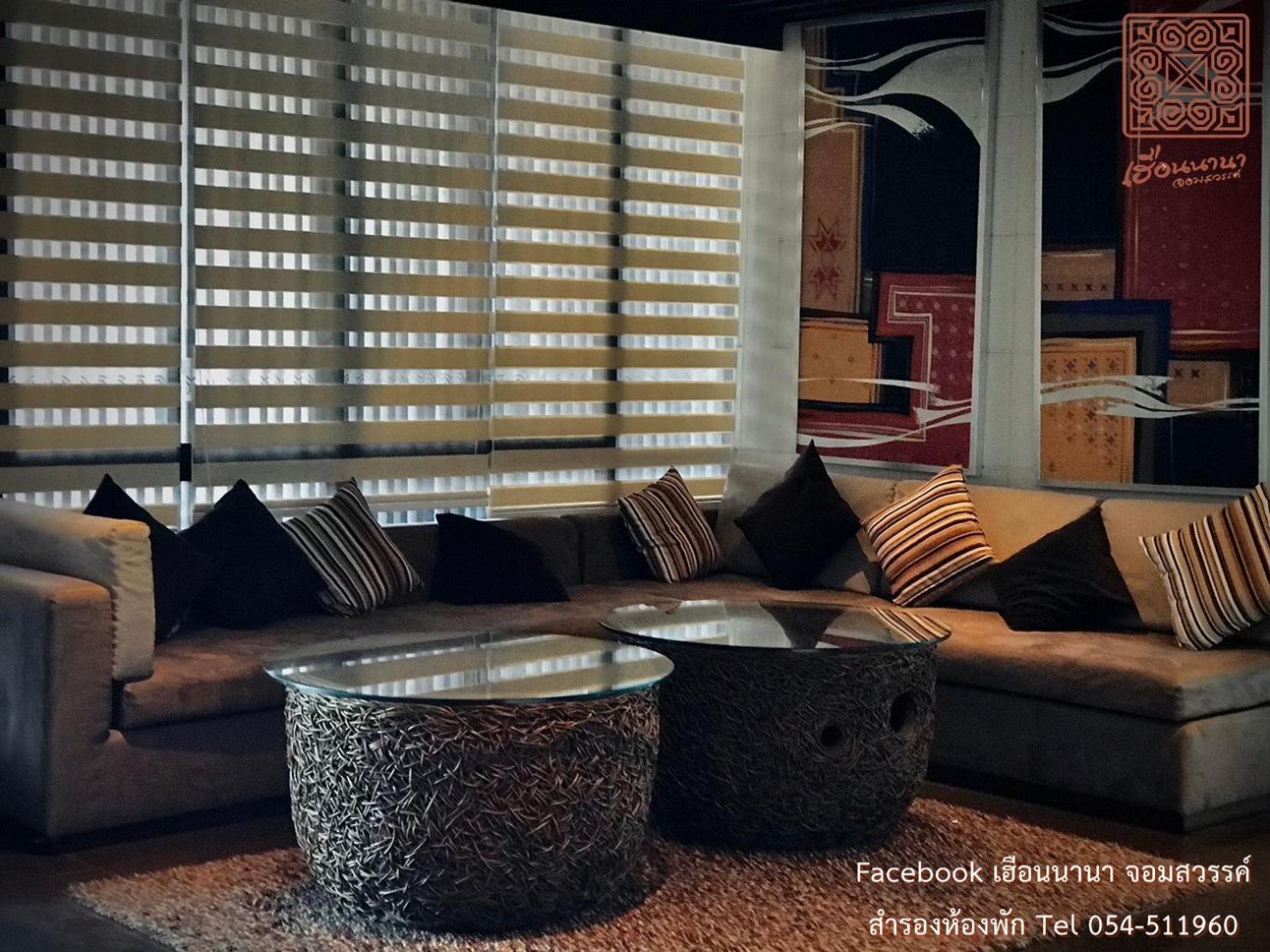 Huern Nana Jomsawan Hotel Phrae Exterior photo
